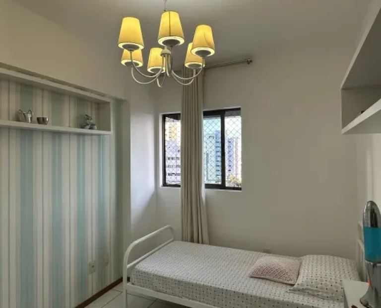 0003-832579605422526