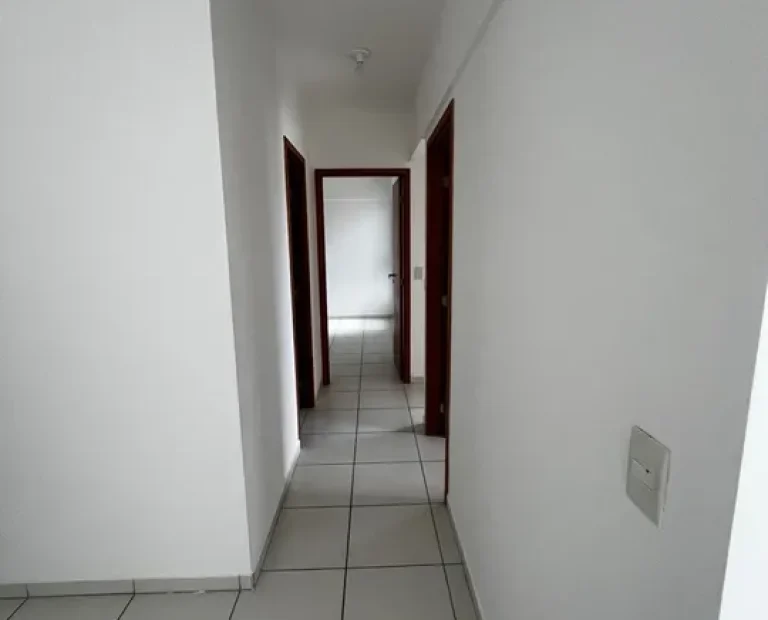 0004-608563120100750