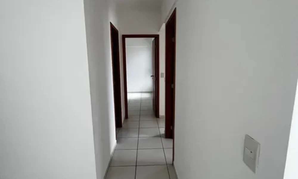 0004-608563120100750