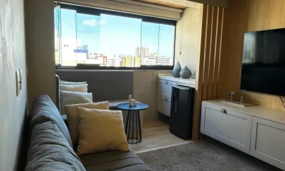 0006 - 328543493361859